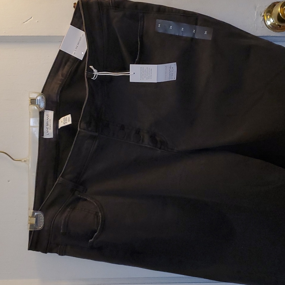 Lane Bryant High Rise Essential Stretcg Straight crop pants size 24